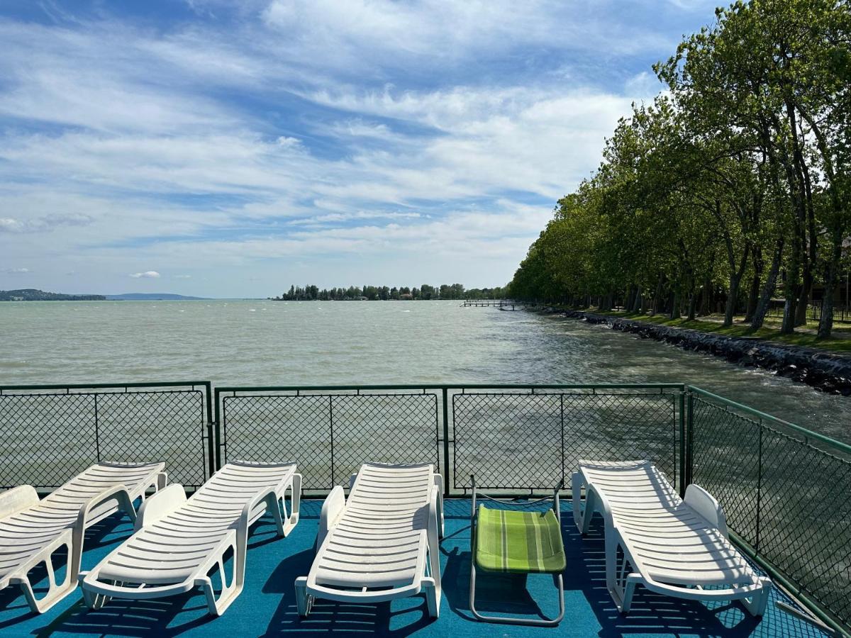 Party Villa Holiday Rent Balatonföldvár Exteriér fotografie