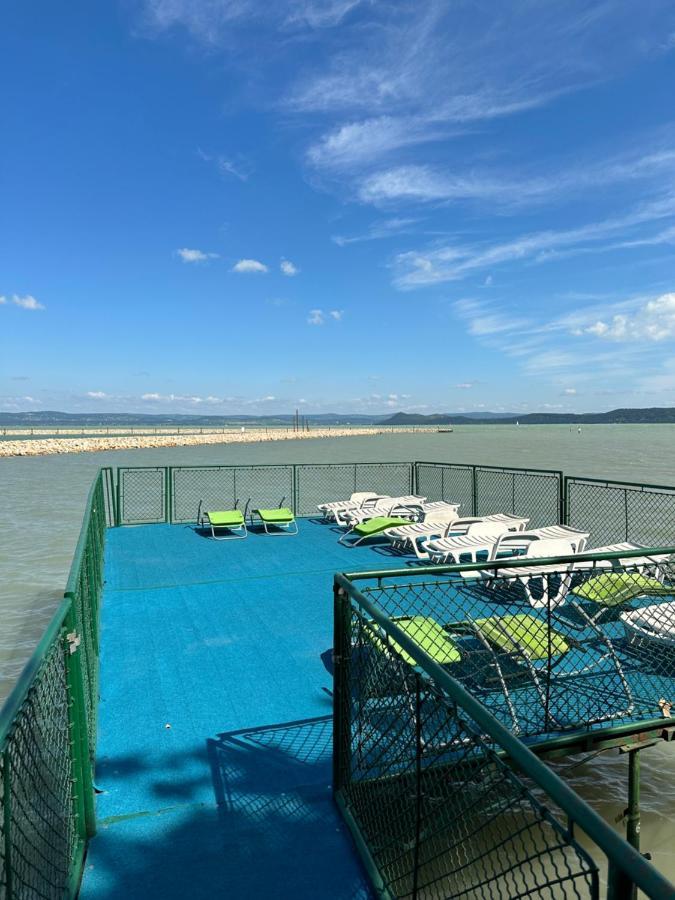 Party Villa Holiday Rent Balatonföldvár Exteriér fotografie